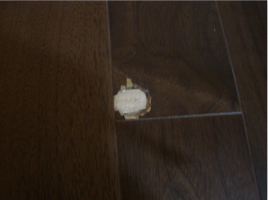 はがれた床